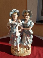 Szép festésű,nagy méretű barokk szobor pár,,,kalapos hölgyek,,37 cm,,Minimál ár nélkül,,