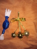 Christmas tree decoration - gabled ball with hanging bow