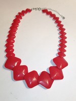 Retro red necklace (1107)