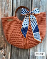 'Federica' crochet basket bag in pumpkin color - large size