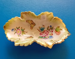 Herend ashtray, Victoria pattern