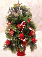 Christmas door decoration with pine tree ornaments 35x30 cm. In good condition