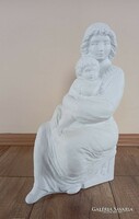R Kiss Lenke Anya gyermekével porcelán figura