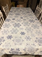 Linen bedspread
