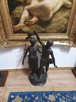 Large bronze statue with carpeaux mark. With beautiful workmanship. 93 cm high.