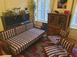 Colonial bed and sofa