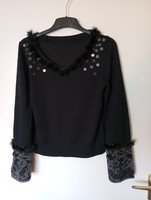 Women's black pullover sweater with fur decoration for sale!