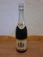 Bb dry white champagne