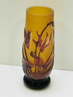 Beautiful tip galle vase