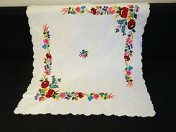 Kalocsi handmade tablecloth