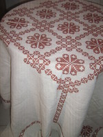 Beautiful hand-embroidered cross-stitch flower pattern woven tablecloth