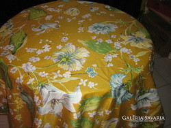 Beautiful vintage floral tablecloth