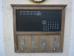 Retro, kitchen perpetual calendar, with magnetic marker, can be written with chalk, with 4 hangers