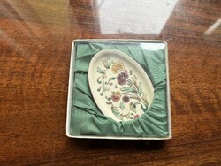 Zsolnay small oval bowl, hand painted