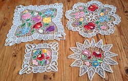 4 pieces of Kalocsa embroidered ricel tablecloth under porcelain