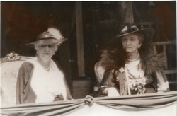 Horthy Miklósné és Ilona olasz királynő 1937