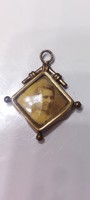Antique small pendant