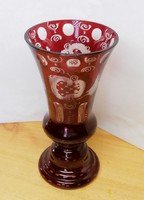 Bécsi barokk díszítésű borvörös váza. Bohemia Egermann XX. század eleje