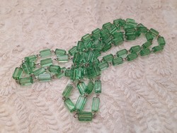 Hosszú zöld üveggyöngy nyaklánc, 140 cm