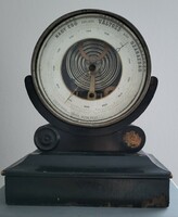 An early production Calderoni et al barometer without liquid