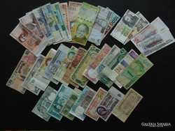 33 darab külföldi bankjegy LOT ! 01