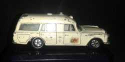 Matchbox series no. 3 Mercedes Benz Benz Ambulance by Lesney - England -