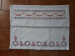 Old cross stitch wall protector / tablecloth