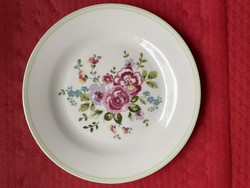 A wonderful rose cake plate