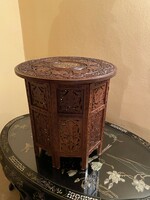 Wood carved table