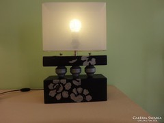 Art deco jellegű kerámia asztali lámpa