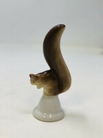 Herendi mókus miniatűr porcelán figura (6cm) RZ