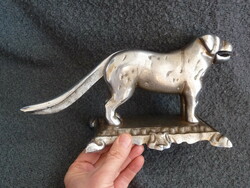 Antik öntöttvas diótörő figura kutya alakú öntöttvas figurális diótörő 20. század eleje