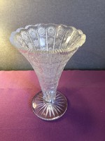Nagyméretű dúsan metszett ólomkristály váza