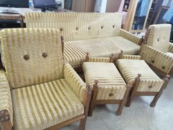 Antique sofa set with pouffes in gold color