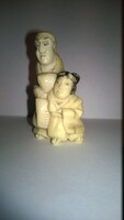 Japanese bone netsuke 45 mm - artistic miniature bone carving - negotiable!