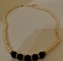 New! Beautiful string of pearls (clasp missing)!