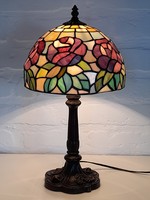 Tiffany style table lamp, 46 cm high
