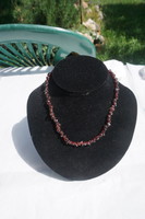 Garnet 40 cm necklace made of broken and polished semi-precious stones for sale.