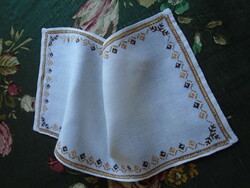 44 X 20 cm cross stitch tablecloth, dish cloth.