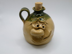 UK00123  CSÚNYASÁG     Ugly Pottery Wales festett kerámia flaska