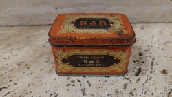 Old tin box with Russian tea