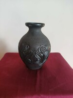 Feketecserép váza