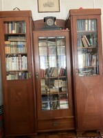 Bookcase with art deco style features, polished/faceted glass, xx. No. First half.