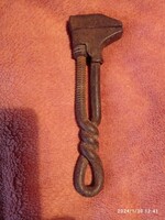 Old French key (1 piece)
