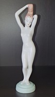Aquincum porcelain. Standing female nude figure.
