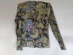 Beautiful, flower-patterned marcain cardigan in excellent condition, size s-m, new price: around HUF 80,000