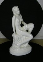 Donner gertrú sitting nude - Kispest granite porcelain - 27 cm