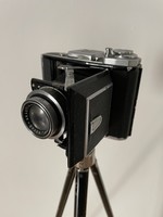 Including the old zeiss icon 521 photo stand