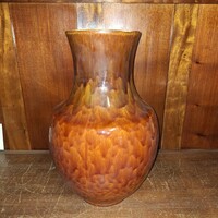 Kispest granite floor vase