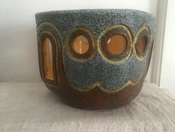 Astoria ceramic pot from Pest cold well 26cm.